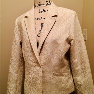 Brand new H&M’s jacket size 16